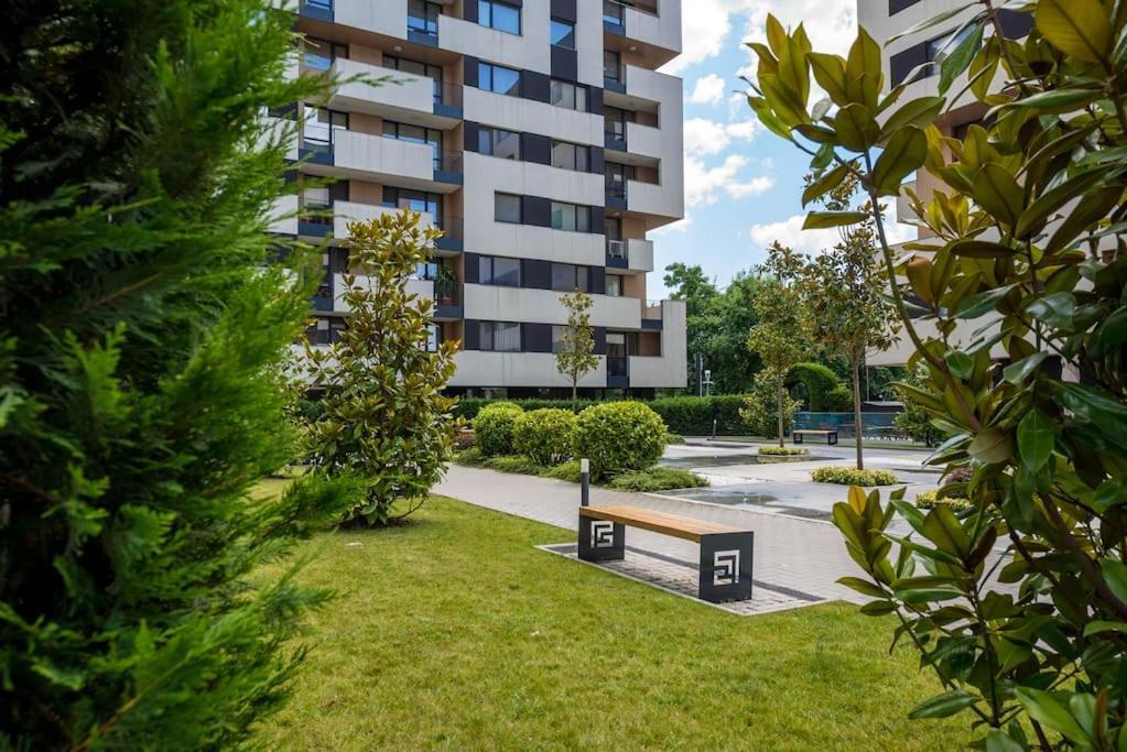 Labyrinth Apartment - Free Parking Space Included Varna Exterior foto